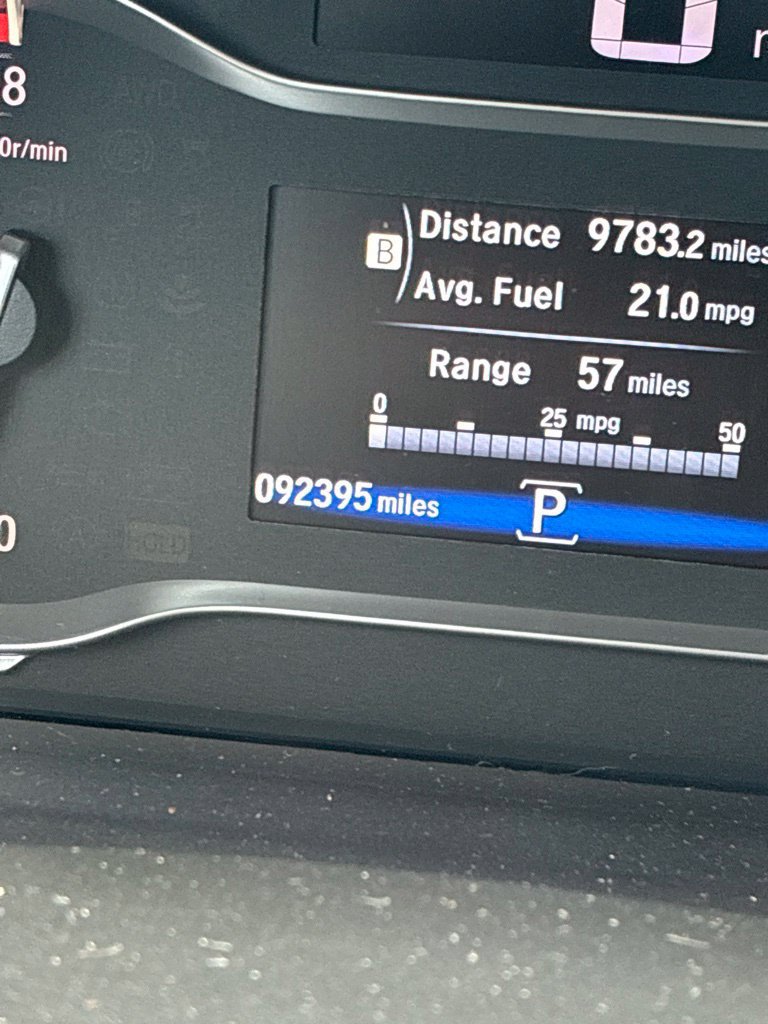 Used 2017 Honda Pilot EX image 9