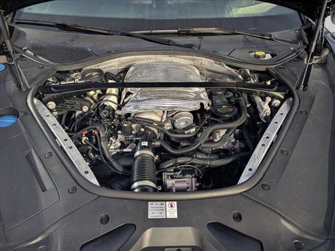 Used 2020 Porsche Panamera image 26