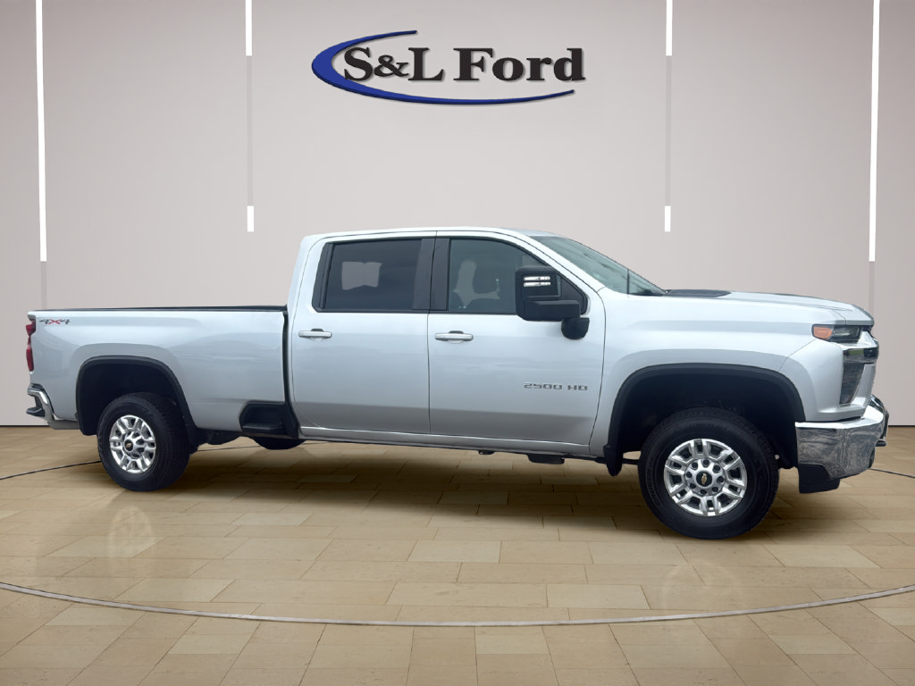 Used 2023 Chevrolet Silverado 2500 LT w/ Convenience Package AWD/4WD image 11