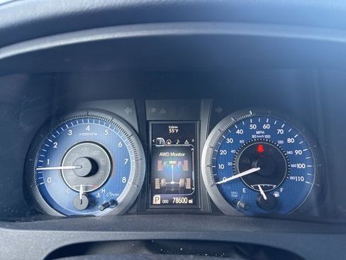 Used 2015 Toyota Sienna XLE image 8