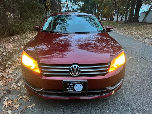 Used 2015 Volkswagen Passat 1.8T S image 10
