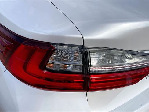 Used 2016 Lexus ES 350 w/ Premium Package w/Wood Trim FWD image 27