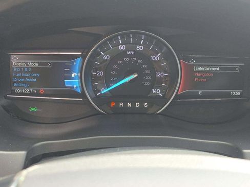 Used 2018 Ford Explorer Limited w/ Ford Safe & Smart Package image 4