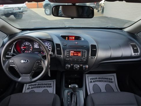 Used 2015 Kia Forte LX w/ Popular Package FWD image 9