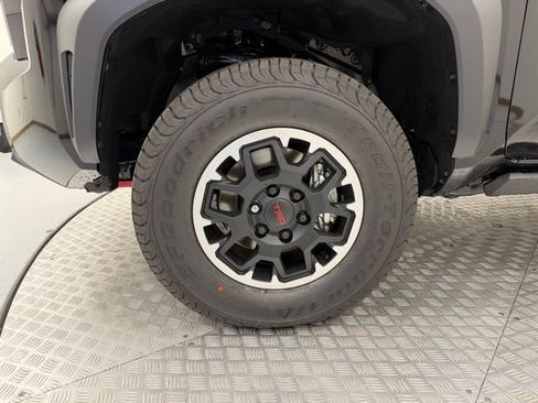 New 2026 Toyota Tacoma TRD Off-Road AWD/4WD image 16