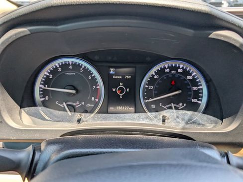 Used 2017 Toyota Highlander XLE AWD/4WD image 18