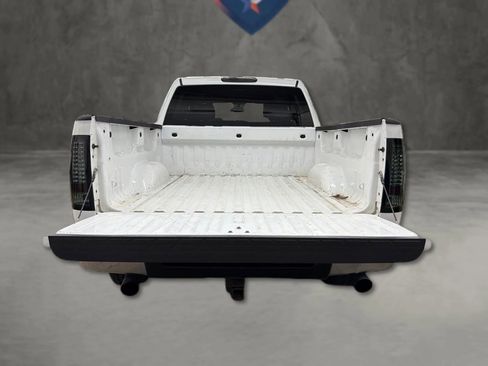 Used 2010 GMC Sierra 1500 SLE w/ Power Pack Plus image 10