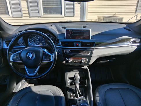 Used 2017 BMW X1 xDrive28i image 18