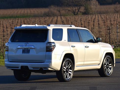 Used 2019 Toyota 4Runner Limited AWD 4dr SUV image 21