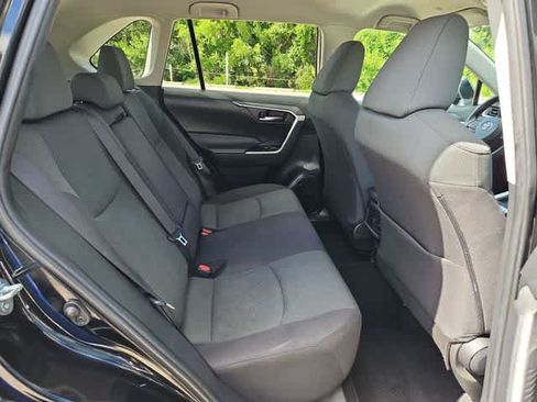 Used 2024 Toyota RAV4 XLE FWD image 17