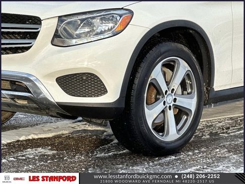 Used 2017 Mercedes-Benz GLC 300 4MATIC image 7