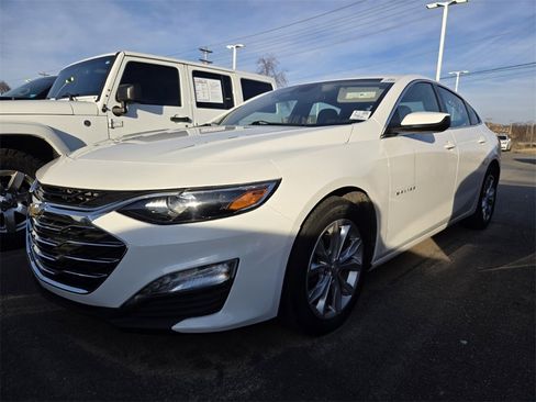 Used 2023 Chevrolet Malibu LT image 10