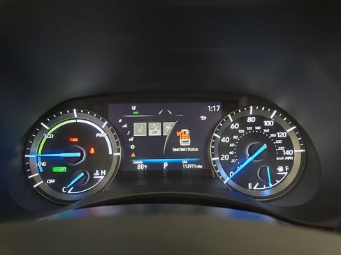 Used 2021 Toyota Highlander XLE AWD/4WD image 20