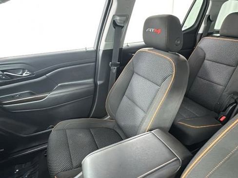 Used 2023 GMC Acadia AT4 image 13