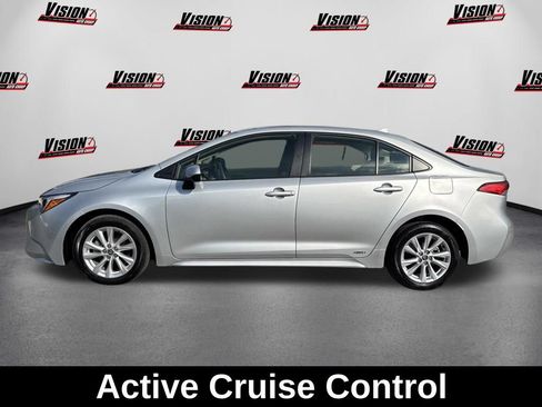 Used 2024 Toyota Corolla LE w/ LE Convenience Package AWD/4WD image 9