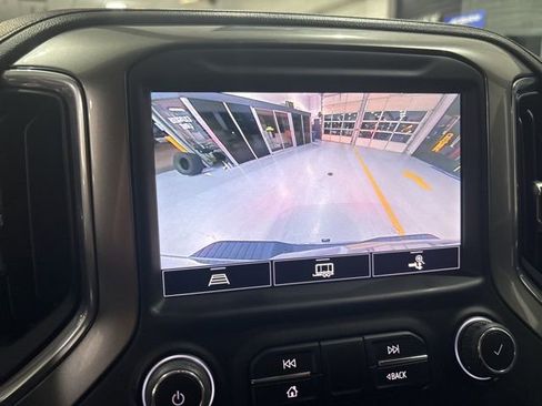 Used 2022 Chevrolet Silverado 3500 LTZ w/ LTZ Convenience Package image 18