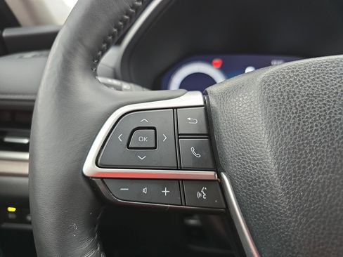 Used 2024 Toyota Grand Highlander Platinum image 18