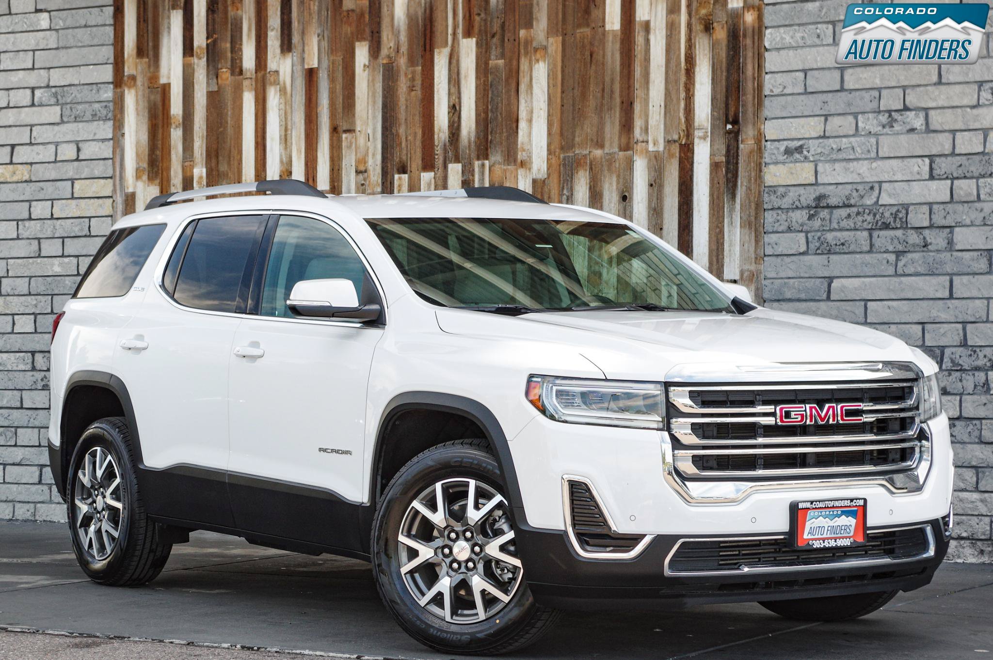 Used 2023 GMC Acadia SLE w/ Driver Convenience Package AWD/4WD image 9
