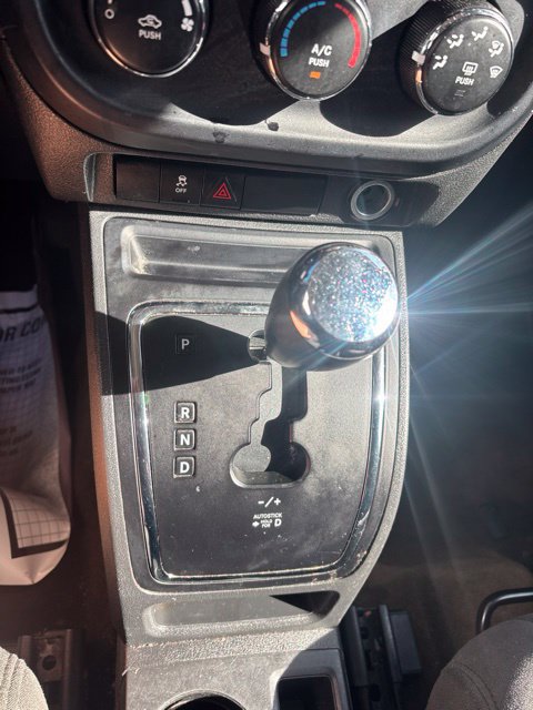 Used 2017 Jeep Patriot Sport w/ Power Value Group FWD image 12