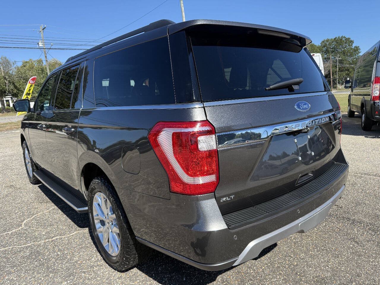 Used 2021 Ford Expedition Max XLT AWD/4WD image 28