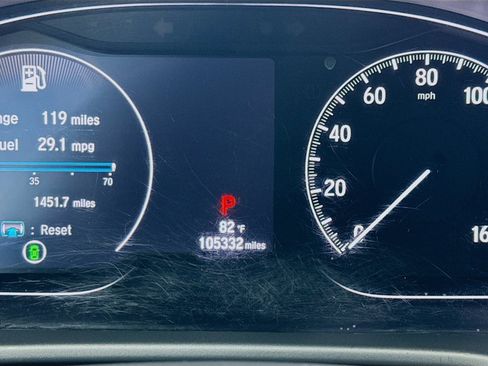 Used 2018 Honda Accord Touring image 8