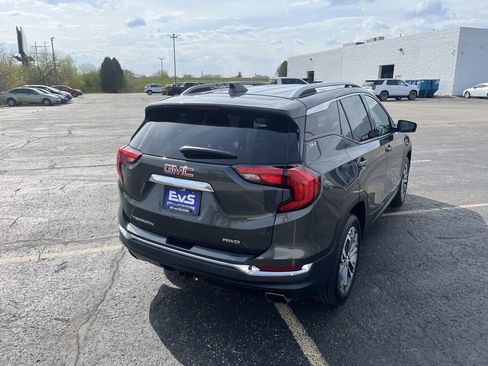 Used 2019 GMC Terrain SLT w/ Preferred Package AWD/4WD image 6