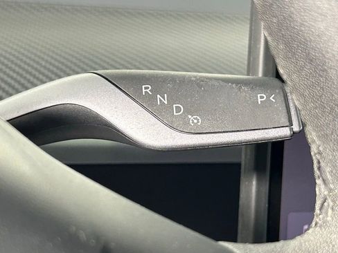 Used 2024 Tesla Model Y Long Range image 27