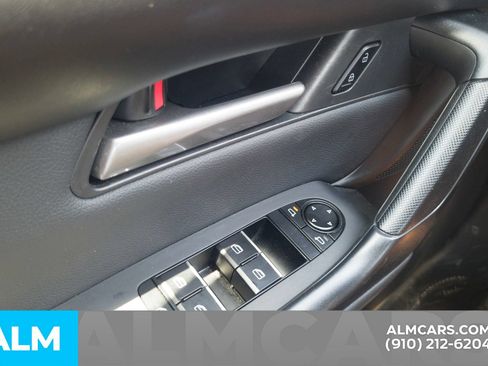 Used 2025 MAZDA CX-50 AWD 2.5 Hybrid w/ Premium Pkg image 32