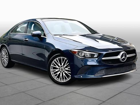 Used 2023 Mercedes-Benz CLA 250 w/ Premium Package image 2
