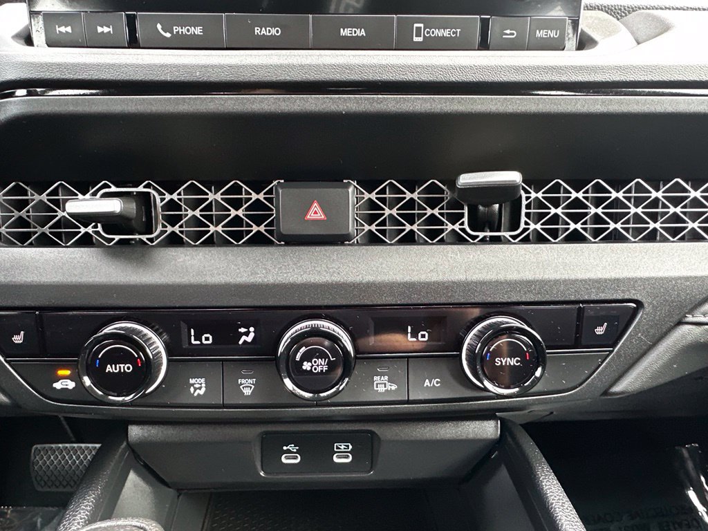 Certified 2025 Honda Accord SE image 30