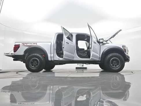 Used 2025 Ford F150 Raptor AWD/4WD image 38