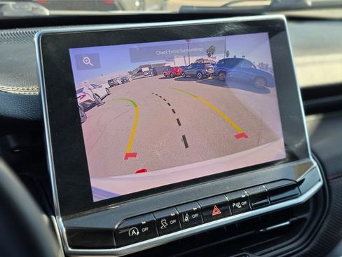 Used 2023 Jeep Compass Trailhawk image 30