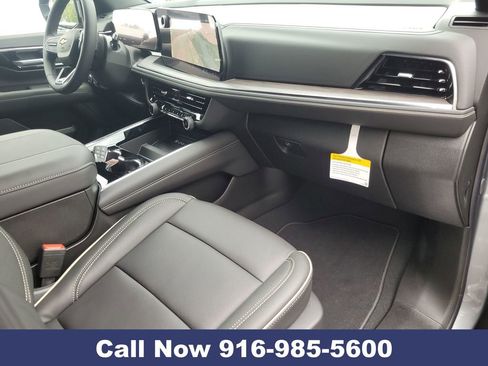 New 2026 Chevrolet Suburban Premier w/ Sun And Tow Package image 34