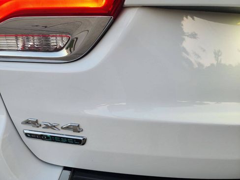 Used 2015 Jeep Grand Cherokee Limited AWD/4WD image 26
