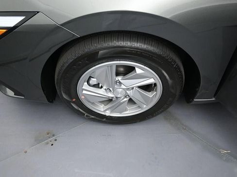 New 2026 Hyundai Elantra SE FWD image 33