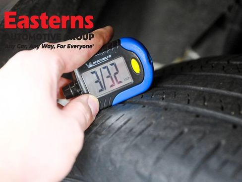 Used 2022 Nissan Rogue SV image 26