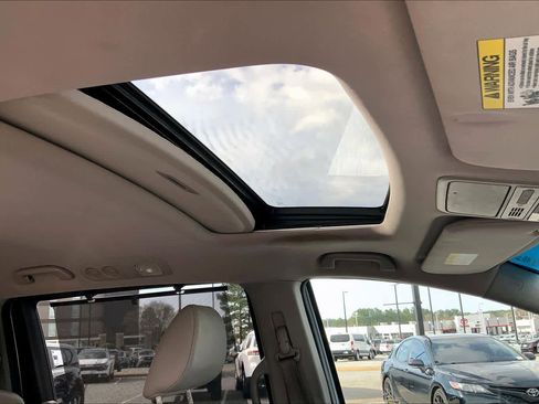 Used 2013 Honda Odyssey EX-L image 14