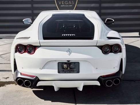 Used 2019 Ferrari 812 Superfast image 23