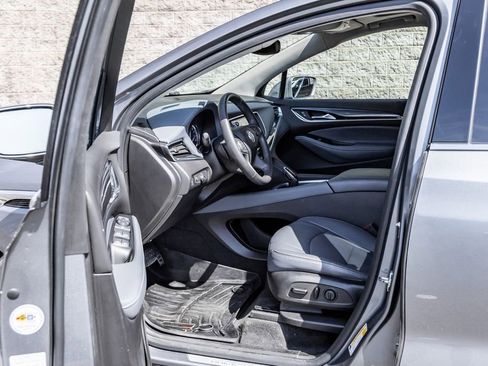 Used 2019 Buick Enclave Essence image 23