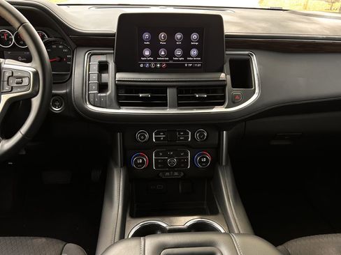 Used 2023 Chevrolet Tahoe LS image 17