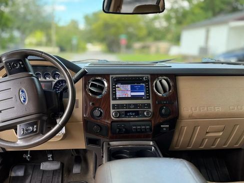Used 2011 Ford F350 Lariat w/ Lariat Ultimate Pkg AWD/4WD image 14