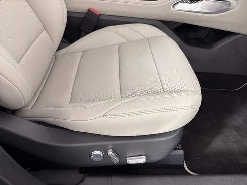 New 2026 Lincoln Nautilus Premier w/ Equipment Group 102A image 21