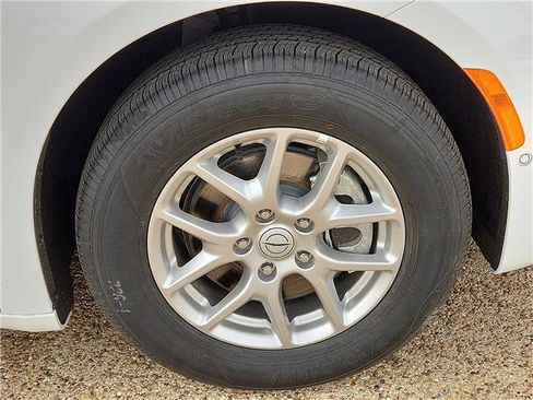 New 2026 Chrysler Pacifica Select FWD image 7