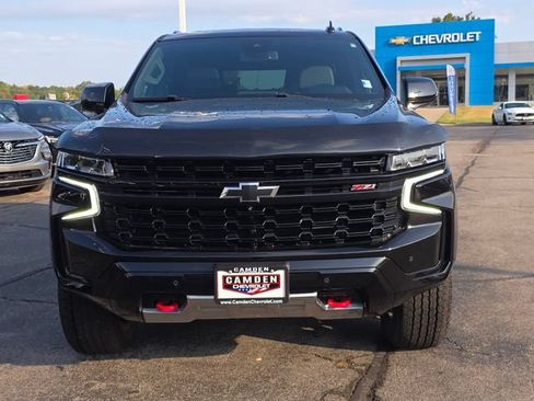 Used 2023 Chevrolet Tahoe Z71 w/ Luxury Package AWD/4WD image 4