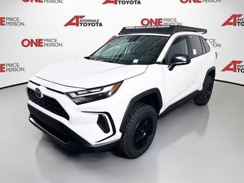 New 2025 Toyota RAV4 LE image 3