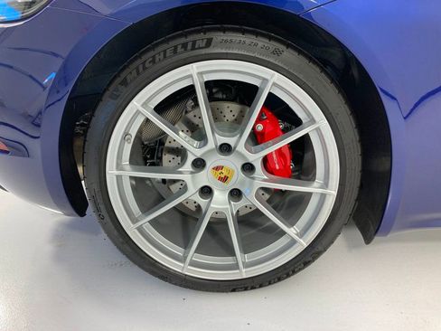 Certified 2025 Porsche 718 Cayman GT4 image 20