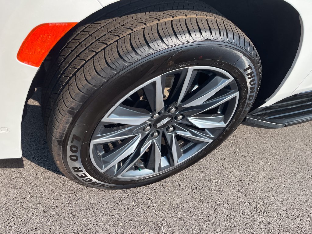Used 2021 Cadillac Escalade Sport AWD/4WD image 10