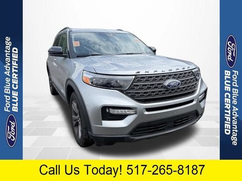 Used 2024 Ford Explorer XLT w/ Equipment Group 202A AWD/4WD image 1