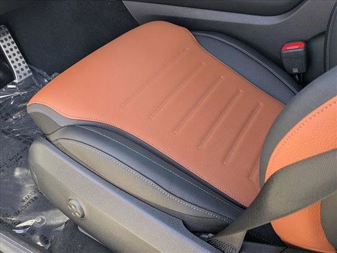 New 2026 Mercedes-Benz GLC 300 image 4