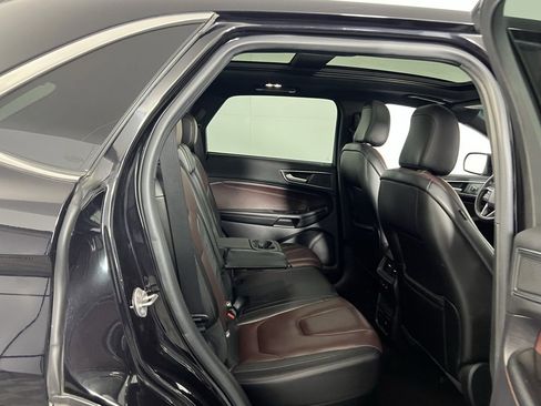 Used 2020 Ford Edge Titanium w/ Equipment Group 301A image 28